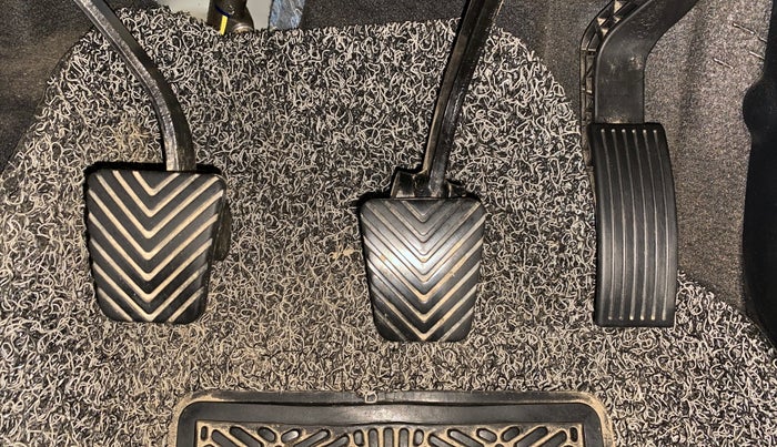 2025 KIA SYROS HTK (O) 1.5 Diesel 6MT, Diesel, Manual, 13,858 km, Pedals