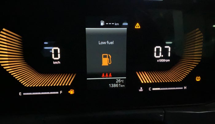 2025 KIA SYROS HTK (O) 1.5 Diesel 6MT, Diesel, Manual, 13,858 km, Odometer Image