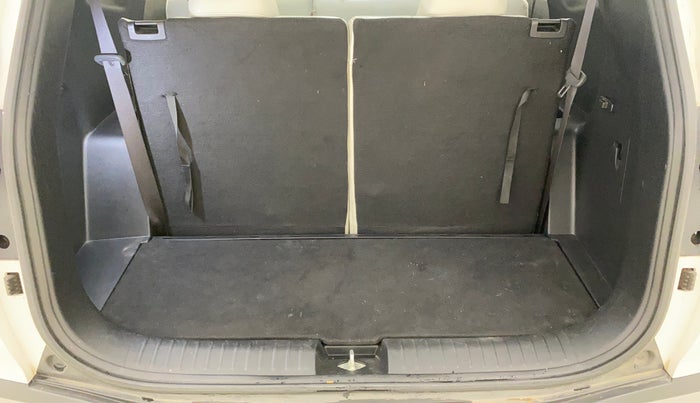 2024 KIA CARENS PRESTIGE 1.5 PETROL 7 STR, Petrol, Manual, 7,359 km, Boot Inside