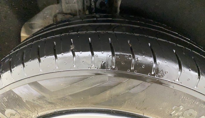 2024 KIA CARENS PRESTIGE 1.5 PETROL 7 STR, Petrol, Manual, 7,359 km, Right Rear Tyre Tread