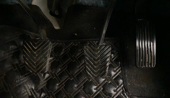 2024 KIA CARENS PRESTIGE 1.5 PETROL 7 STR, Petrol, Manual, 7,359 km, Pedals