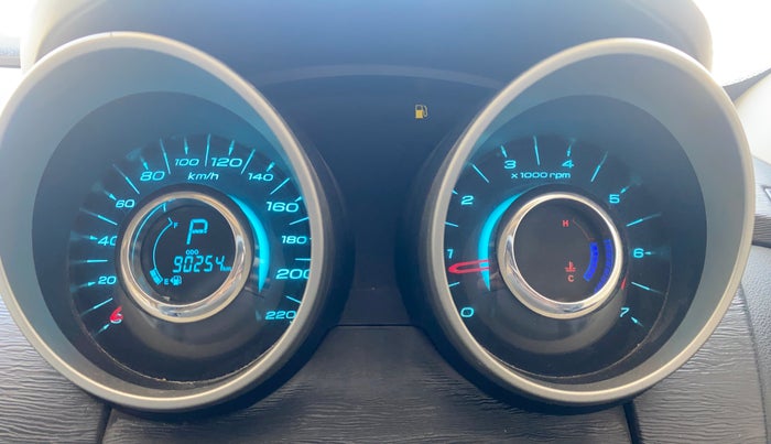 2017 Mahindra XUV500 W10 AT, Diesel, Automatic, 90,254 km, Odometer Image