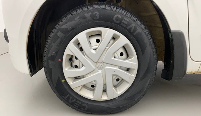 2019 Maruti New Wagon-R LXI CNG 1.0, CNG, Manual, 39,600 km, Left Front Wheel