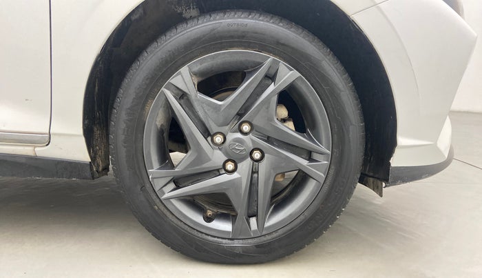 2021 Hyundai NEW I20 SPORTZ 1.0T GDI IMT, Petrol, Manual, 15,840 km, Right Front Wheel