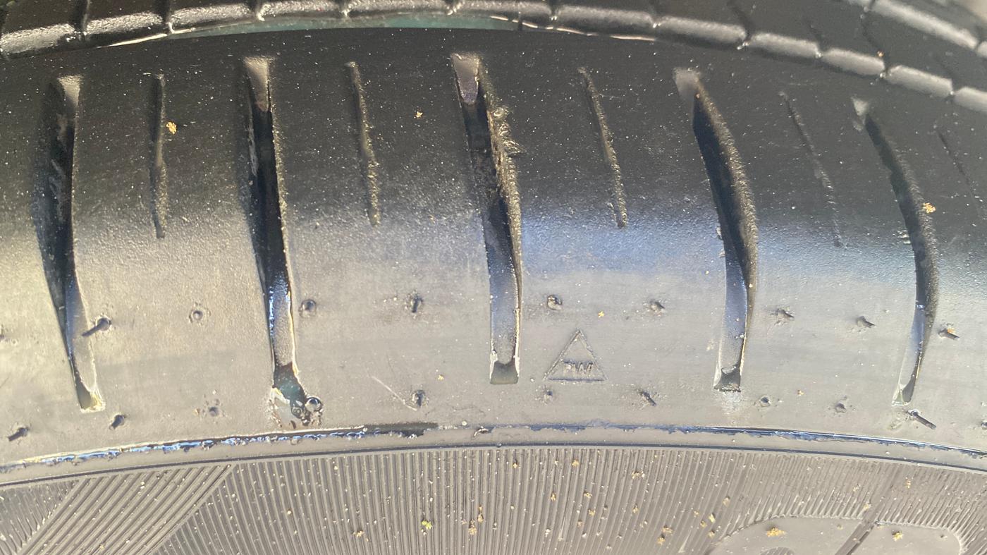 2018 Maruti Ciaz ALPHA 1.4 PETROL, Petrol, Manual, 97,248 km, Right Front Tyre Tread