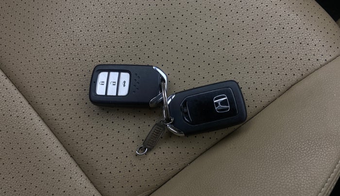 2016 Honda City 1.5L I-VTEC VX CVT, Petrol, Automatic, 51,389 km, Key Close Up