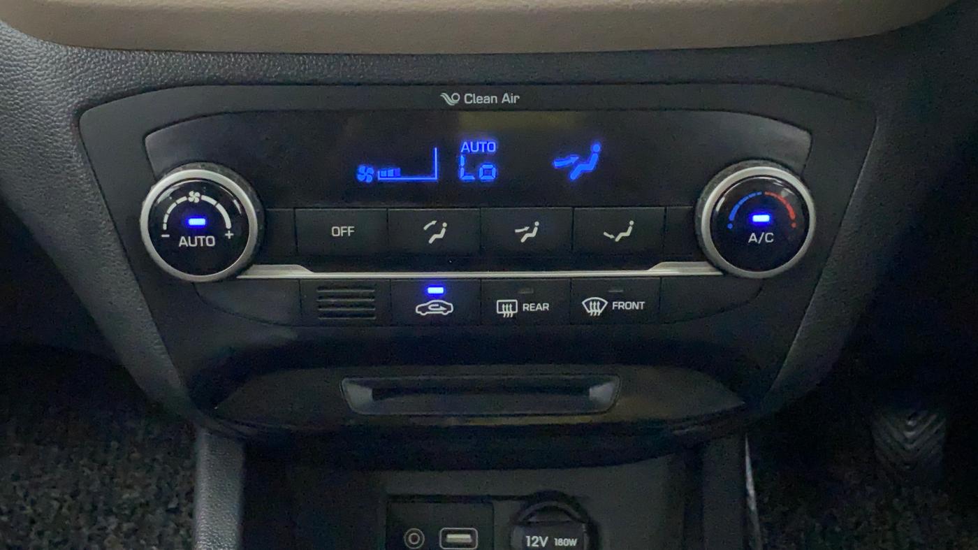 2016 Hyundai Elite i20 SPORTZ 1.2, Petrol, Manual, 80,267 km, Automatic Climate Control