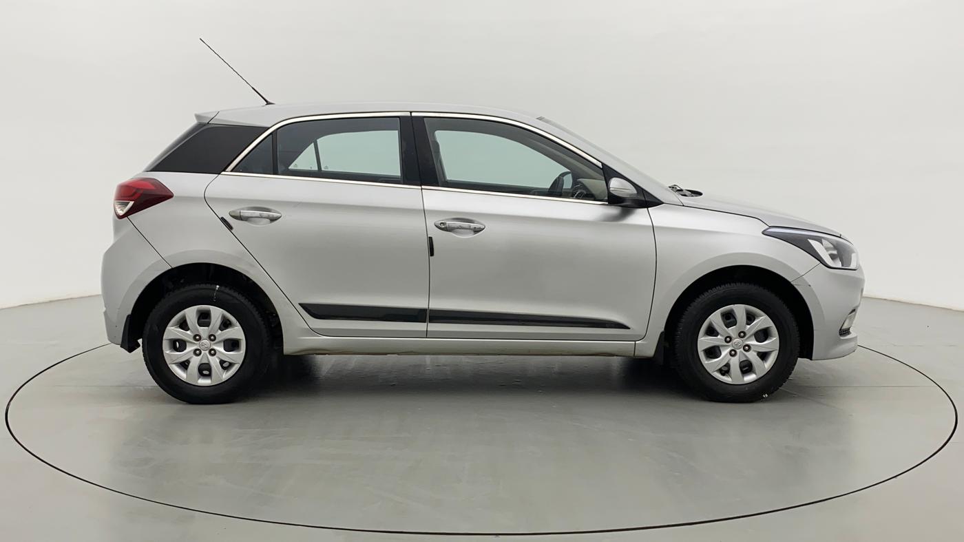 2016 Hyundai Elite i20 SPORTZ 1.2, Petrol, Manual, 80,267 km, Right Side View