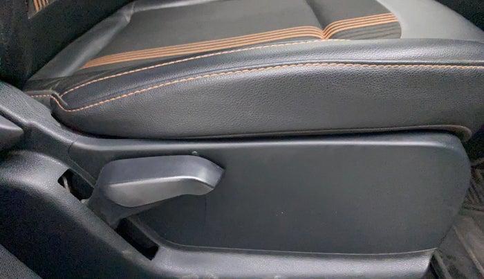 2020 Ford Ecosport TITANIUM 1.5L SPORTS(SUNROOF) DIESEL, Diesel, Manual, 40,080 km, Driver Side Adjustment Panel
