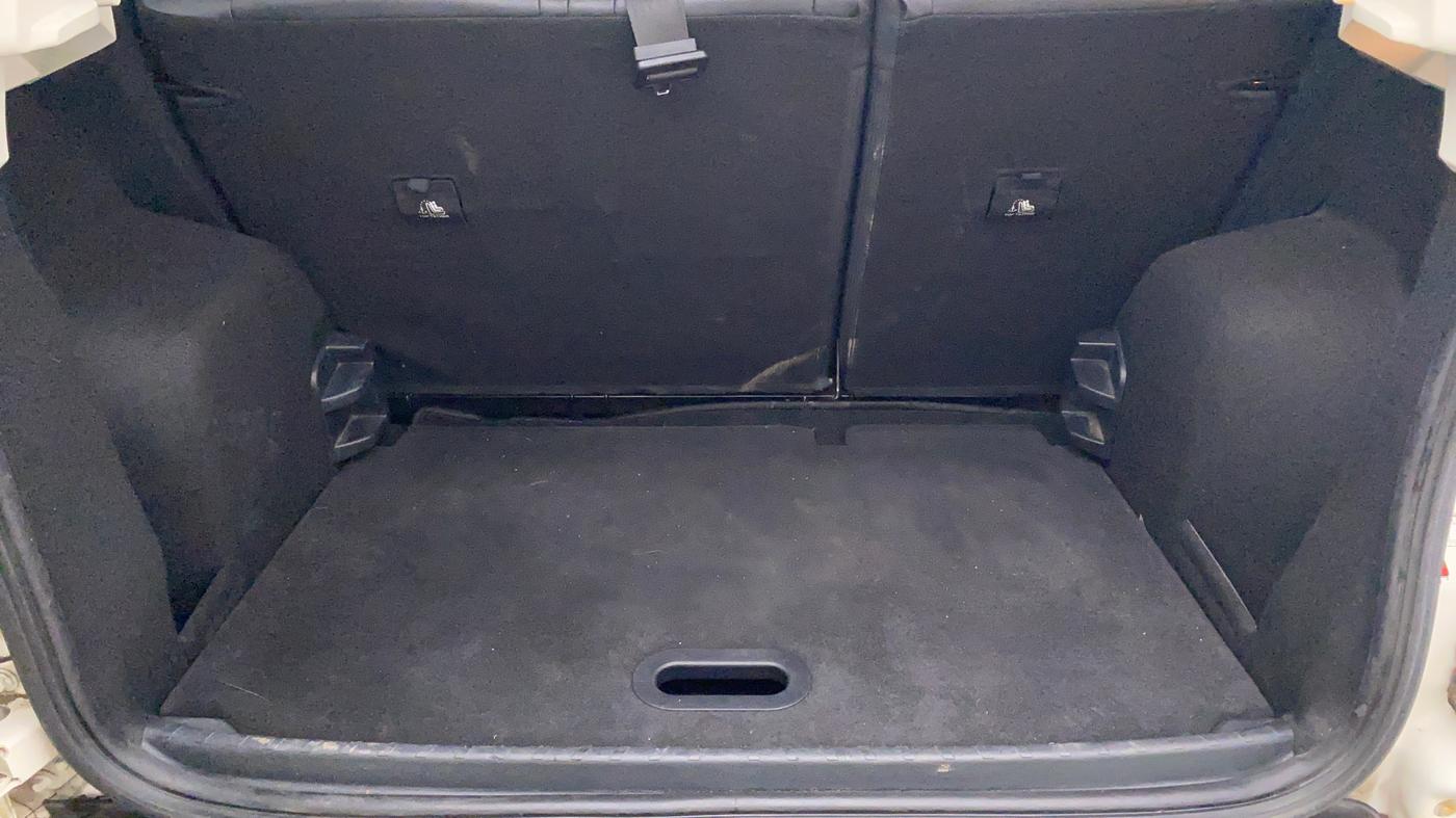 2020 Ford Ecosport TITANIUM 1.5L SPORTS(SUNROOF) DIESEL, Diesel, Manual, 40,080 km, Boot Inside
