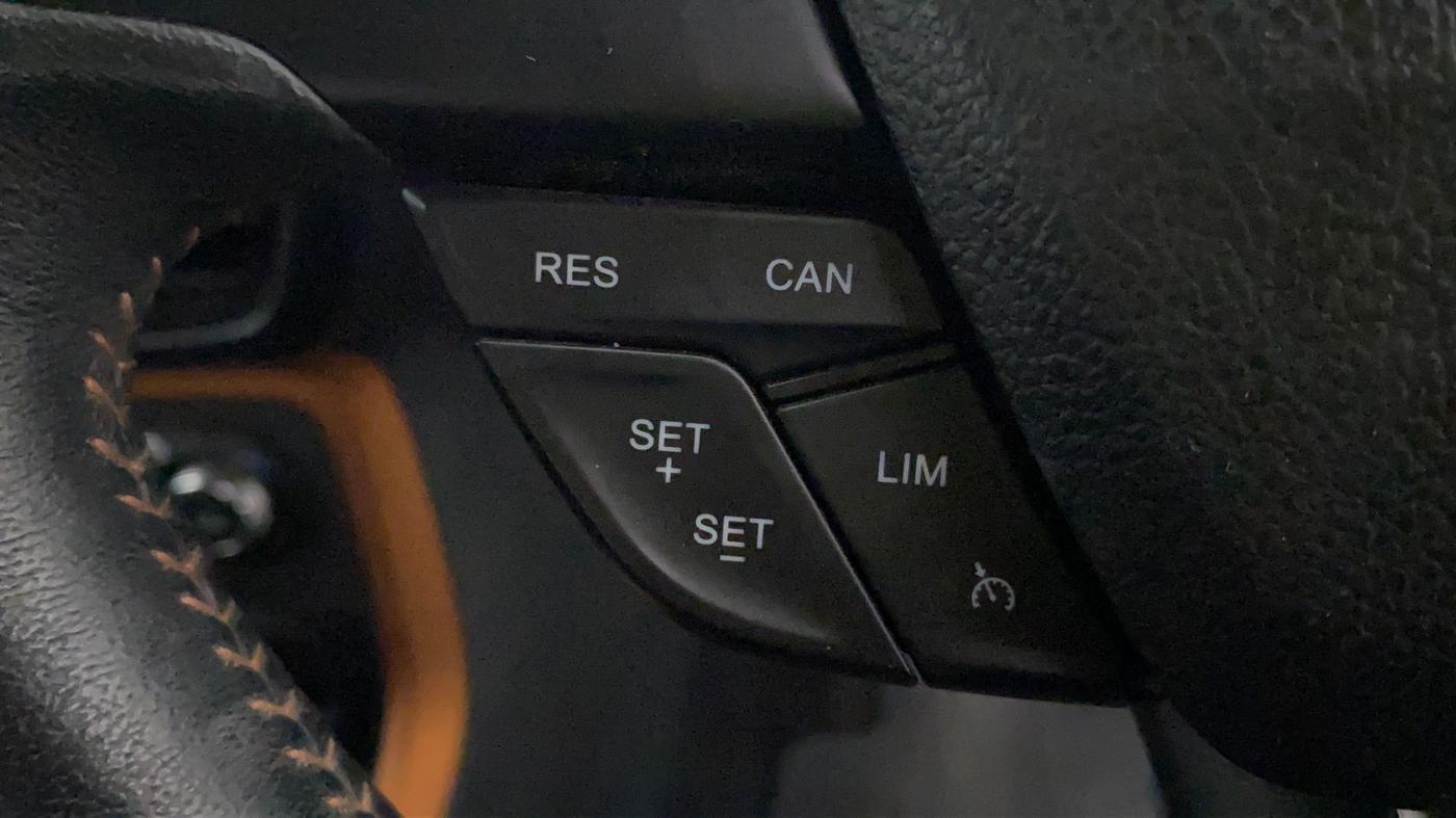 2020 Ford Ecosport TITANIUM 1.5L SPORTS(SUNROOF) DIESEL, Diesel, Manual, 40,080 km, Adaptive Cruise Control