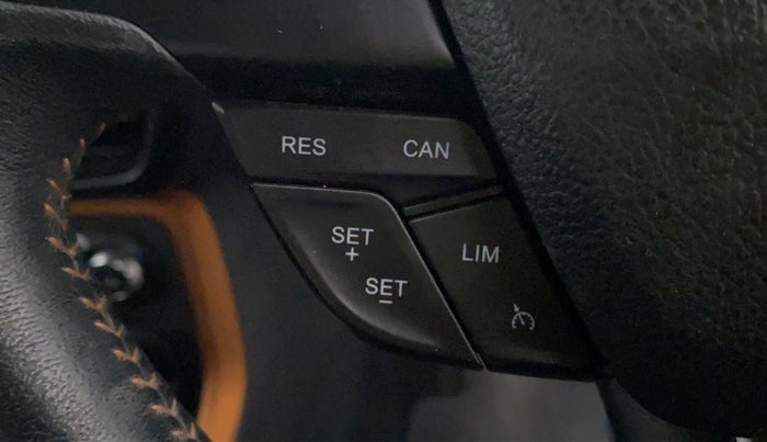2020 Ford Ecosport TITANIUM 1.5L SPORTS(SUNROOF) DIESEL, Diesel, Manual, 40,080 km, Adaptive Cruise Control