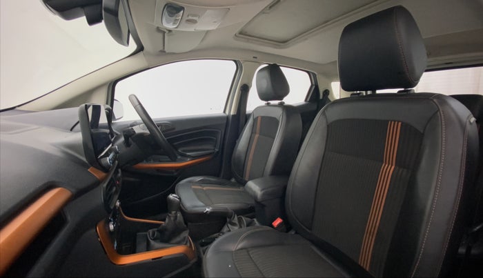 2020 Ford Ecosport TITANIUM 1.5L SPORTS(SUNROOF) DIESEL, Diesel, Manual, 40,080 km, Right Side Front Door Cabin