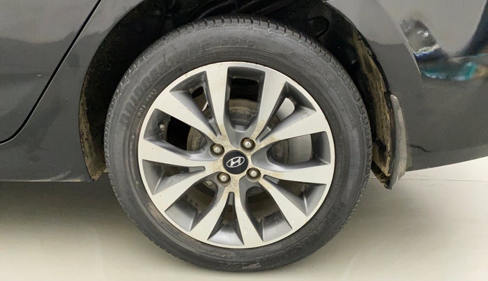 2016 Hyundai Verna 1.6 CRDI SX, Diesel, Manual, 54,525 km, Left Rear Wheel