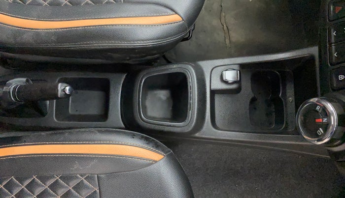 2019 Renault Kwid RXT 1.0 AMT, Petrol, Automatic, 28,491 km, Gear Lever