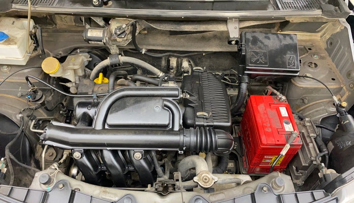 2019 Renault Kwid RXT 1.0 AMT, Petrol, Automatic, 28,491 km, Engine View