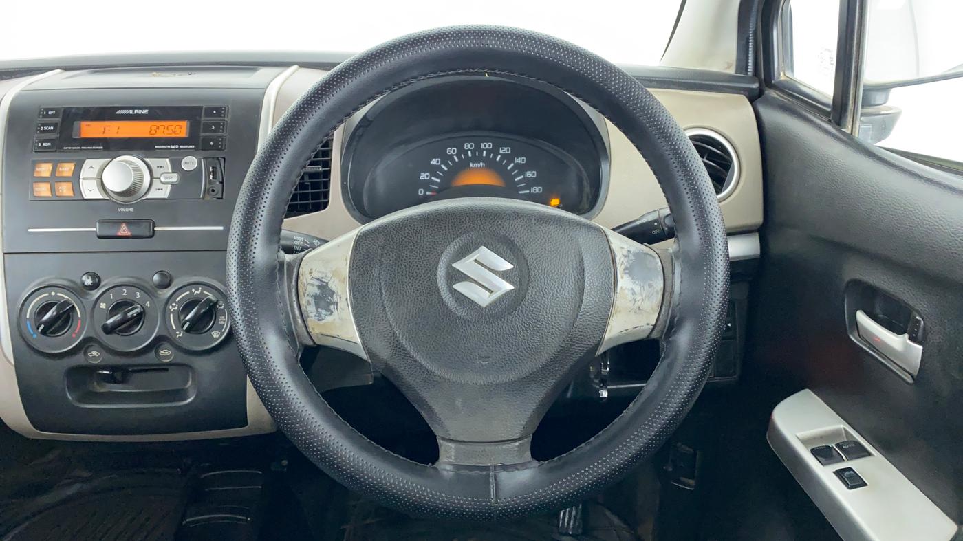 2013 Maruti Wagon R 1.0 LXI CNG, CNG, Manual, 85,337 km, Steering Wheel Close Up