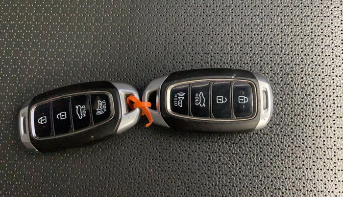 2020 Hyundai Verna SX (O) 1.0 TURBO DCT, Petrol, Automatic, 60,951 km, Key Close Up