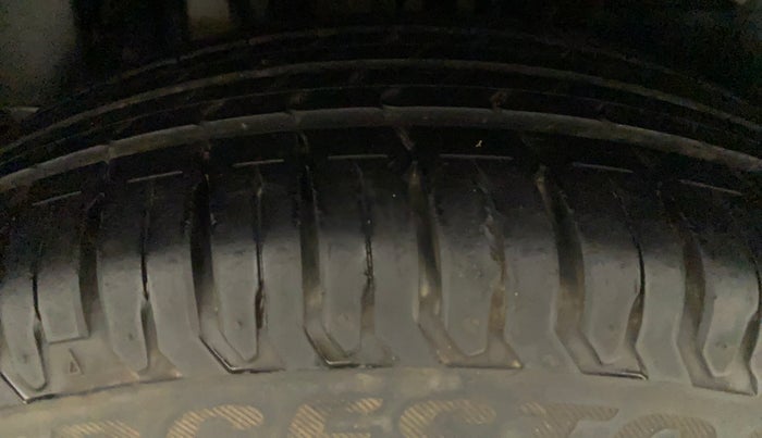 2021 Maruti Dzire ZXI Plus, Petrol, Manual, 27,524 km, Right Rear Tyre Tread
