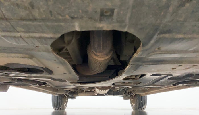 2021 Mahindra XUV300 W8 (O) 1.2 PETROL AMT, Petrol, Automatic, 21,082 km, Front Underbody