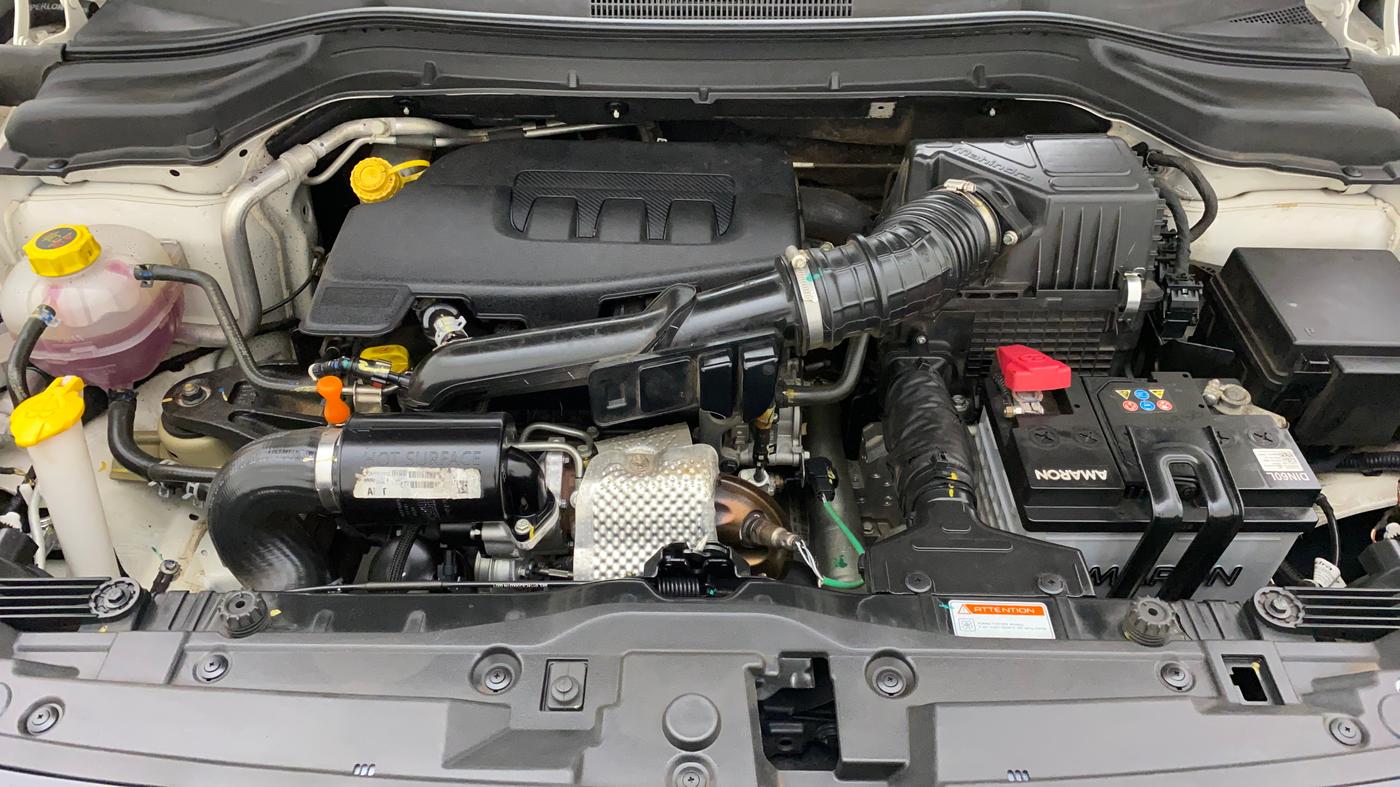 2021 Mahindra XUV300 W8 (O) 1.2 PETROL AMT, Petrol, Automatic, 21,082 km, Open Bonet