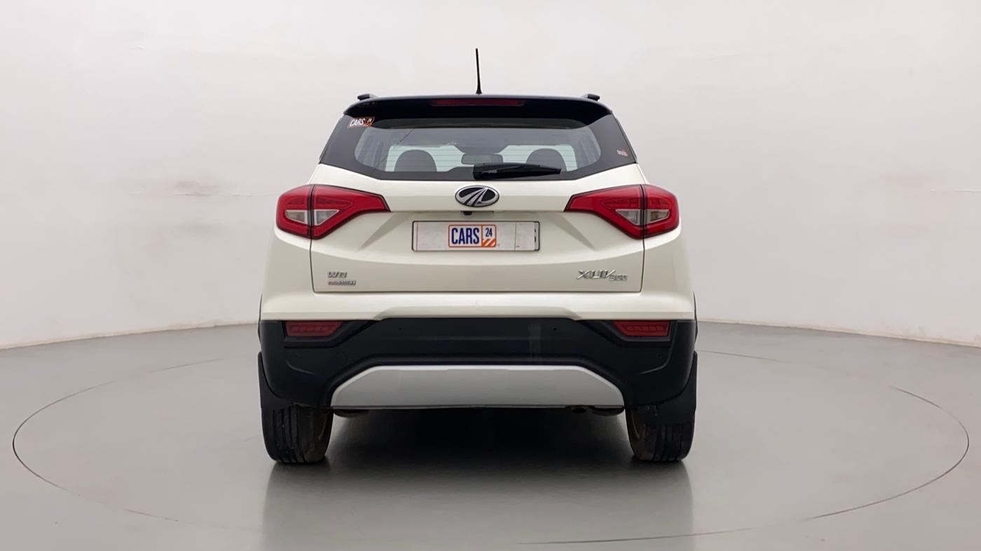2021 Mahindra XUV300 W8 (O) 1.2 PETROL AMT, Petrol, Automatic, 21,082 km, Back/Rear