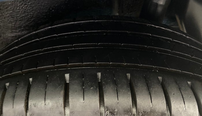 2018 Maruti IGNIS DELTA 1.2, Petrol, Manual, 41,346 km, Left Rear Tyre Tread