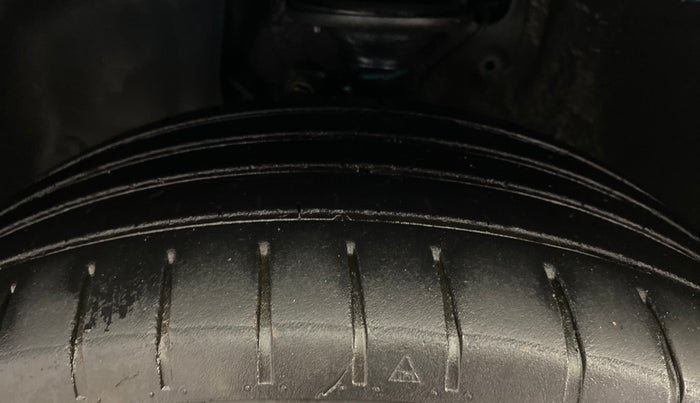 2018 Maruti IGNIS DELTA 1.2, Petrol, Manual, 41,346 km, Left Front Tyre Tread