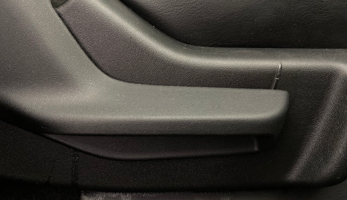 2018 Maruti IGNIS DELTA 1.2, Petrol, Manual, 41,346 km, Driver Side Adjustment Panel
