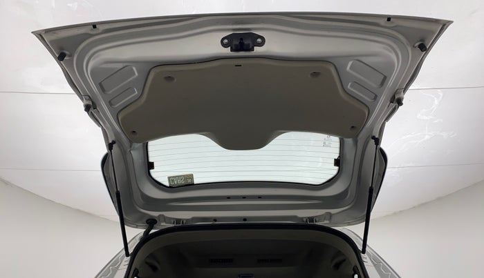 2019 Renault TRIBER RXZ, Petrol, Manual, 26,805 km, Boot Door Open