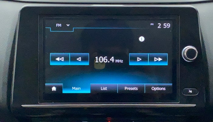 2019 Renault TRIBER RXZ, Petrol, Manual, 26,805 km, Infotainment System
