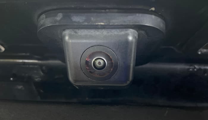 2022 KIA CARENS LUXURY PLUS 1.5 DIESEL AT 6 STR, Diesel, Automatic, 1,05,405 km, Parking Camera