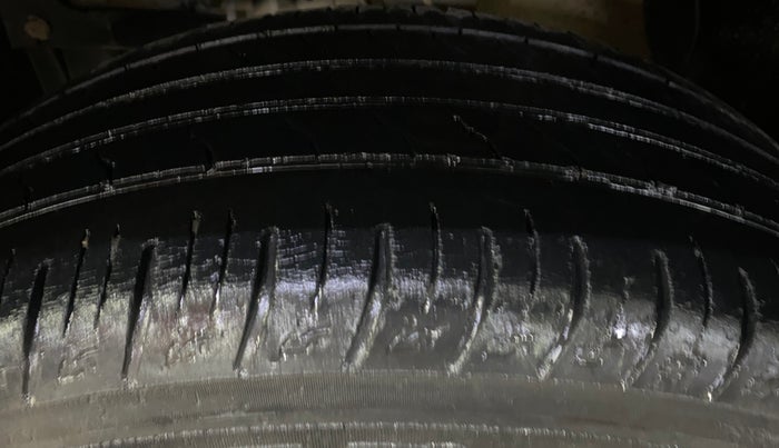 2021 Toyota URBAN CRUISER HIGH GRADE MT, Petrol, Manual, 37,576 km, Left Front Tyre Tread