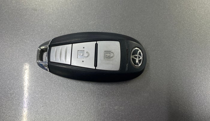 2021 Toyota URBAN CRUISER HIGH GRADE MT, Petrol, Manual, 37,576 km, Key Close Up