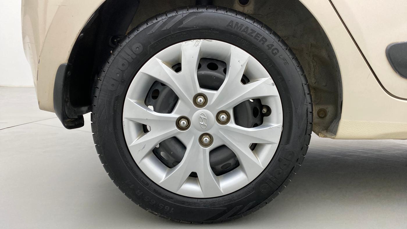 2014 Hyundai Grand i10 SPORTZ 1.2 KAPPA VTVT, Petrol, Manual, 49,751 km, Right Rear Wheel
