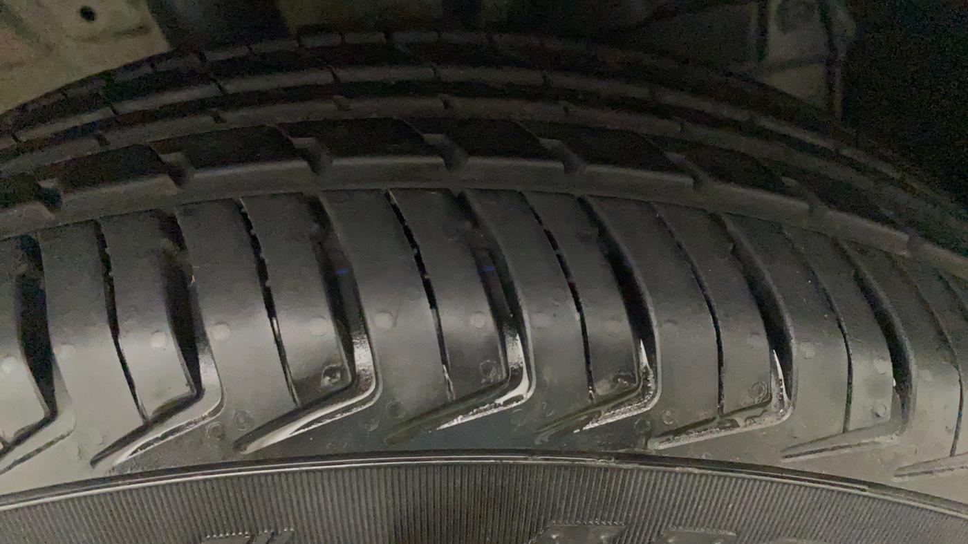 2023 Maruti New Wagon-R LXI 1.0, Petrol, Manual, 1,958 km, Left Front Tyre Tread
