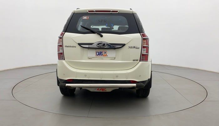 2015 Mahindra XUV500 W10, Diesel, Manual, 1,04,003 km, Back/Rear