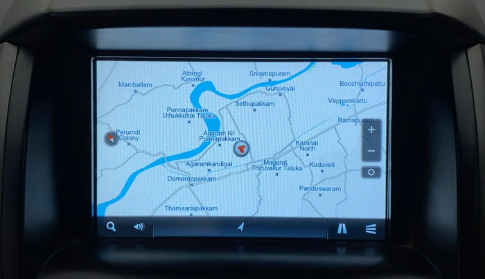 2015 Mahindra XUV500 W10, Diesel, Manual, 1,04,003 km, Navigation System