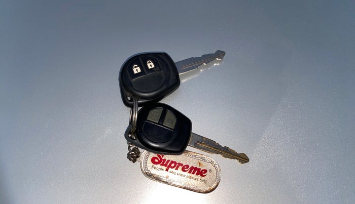 2016 Maruti Ertiga VDI SHVS, Diesel, Manual, 1,07,444 km, Key Close Up