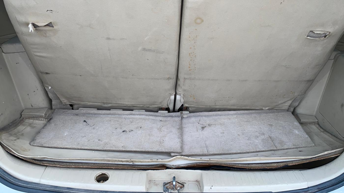 2016 Maruti Ertiga VDI SHVS, Diesel, Manual, 1,07,444 km, Boot Inside