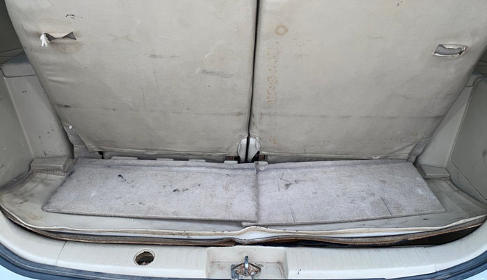 2016 Maruti Ertiga VDI SHVS, Diesel, Manual, 1,07,444 km, Boot Inside