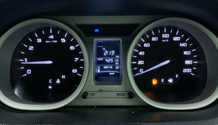 2017 Tata Tiago XZ PETROL, Petrol, Manual, 42,576 km, Odometer Image
