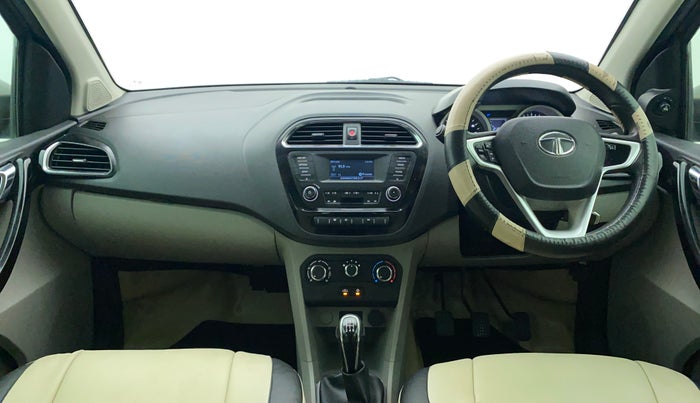 2017 Tata Tiago XZ PETROL, Petrol, Manual, 42,576 km, Dashboard
