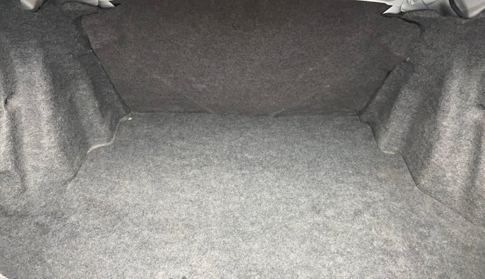 2017 Honda Amaze 1.2L I-VTEC S, Petrol, Manual, 79,123 km, Boot Inside