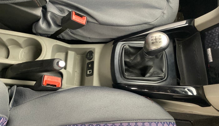 2015 Ford Ecosport TITANIUM 1.5L DIESEL (OPT), Diesel, Manual, 1,09,048 km, Gear Lever