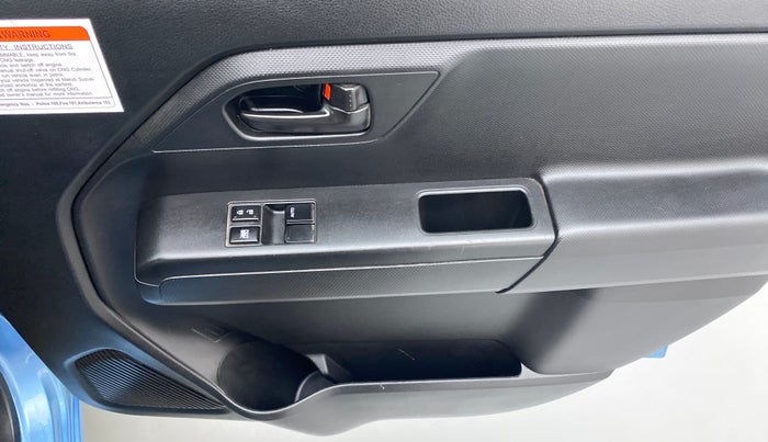 2021 Maruti New Wagon-R LXI CNG 1.0 L, CNG, Manual, 20,082 km, Driver Side Door Panels Control