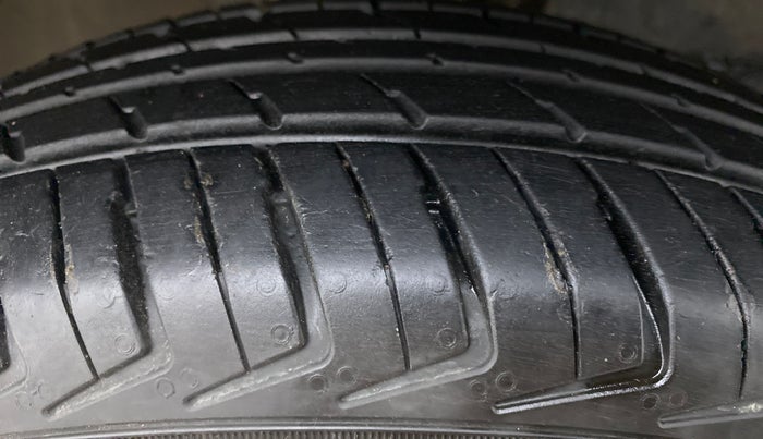 2021 Maruti New Wagon-R LXI CNG 1.0 L, CNG, Manual, 20,082 km, Right Front Tyre Tread
