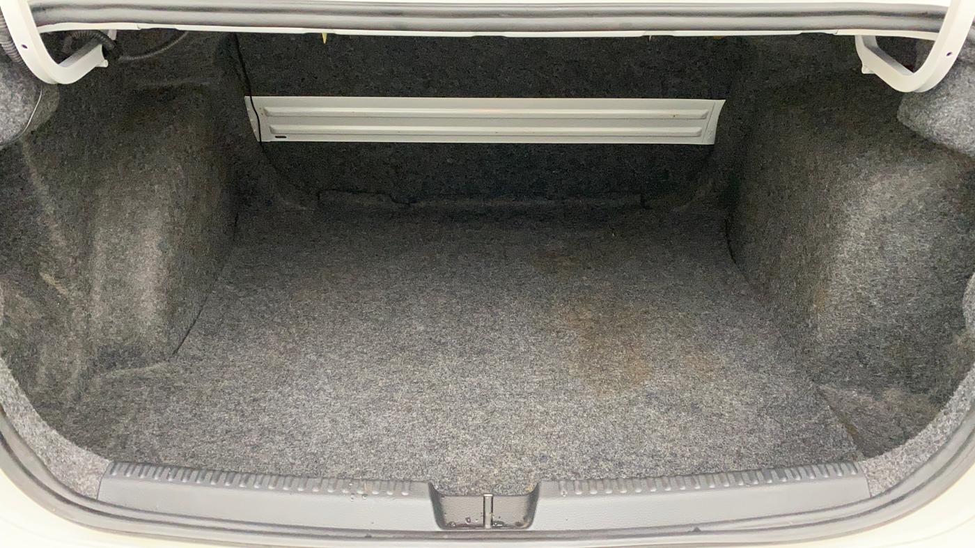 2020 Volkswagen Vento HIGHLINE 1.0L TSI AT, Petrol, Automatic, 36,633 km, Boot Inside