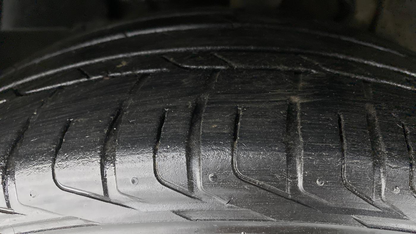 2018 Tata NEXON XZA+ 1.5, Diesel, Automatic, 40,301 km, Left Front Tyre Tread