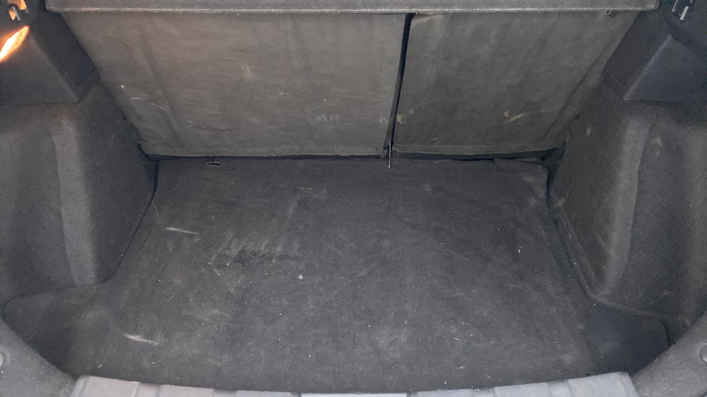 2018 Tata NEXON XZA+ 1.5, Diesel, Automatic, 40,301 km, Boot Inside